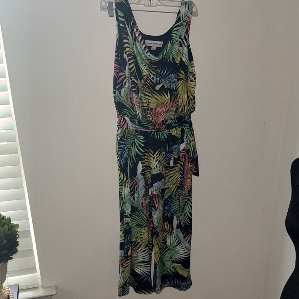 Emma & Michele Sz S colorful foliage print sleeveless wide leg cropped jumpsuit‎